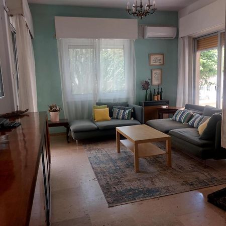 Sunny Family Home By The Beach 레메소스 외부 사진