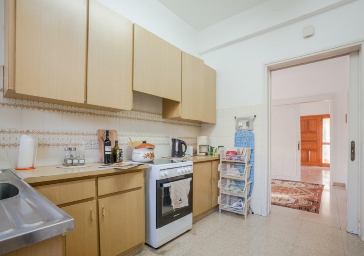 Sunny Family Home By The Beach 레메소스 외부 사진