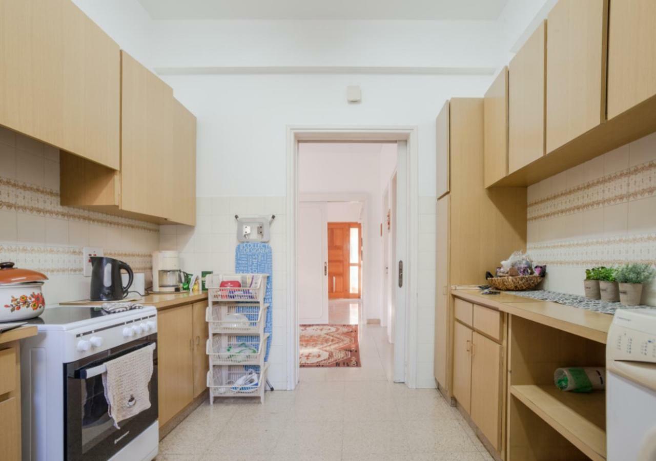 Sunny Family Home By The Beach 레메소스 외부 사진